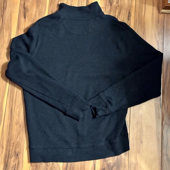 Vineyard Vines Quarter-Zip - Picture 4 of 4